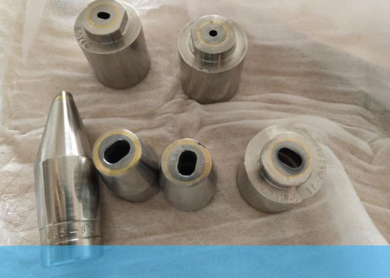 Katı Tungsten Karbid ile Ekstrüzyon ucu ve ölçekleme, Isı ile işlenmiş çelik