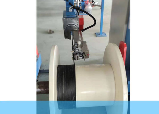 Dış Mekan Fiber Optik Kablolar İçin Robotik Kol Otomatik Travers Alma Makinesi
